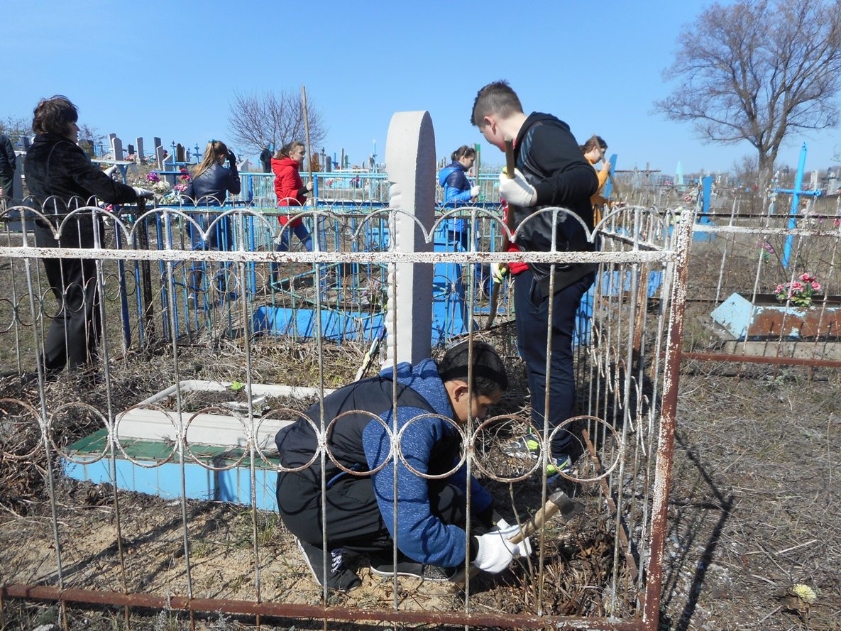 Погода ясеновский. Пгт Ясеновский. Поселок Ясеновский Луганская область. Ясеновский фото.