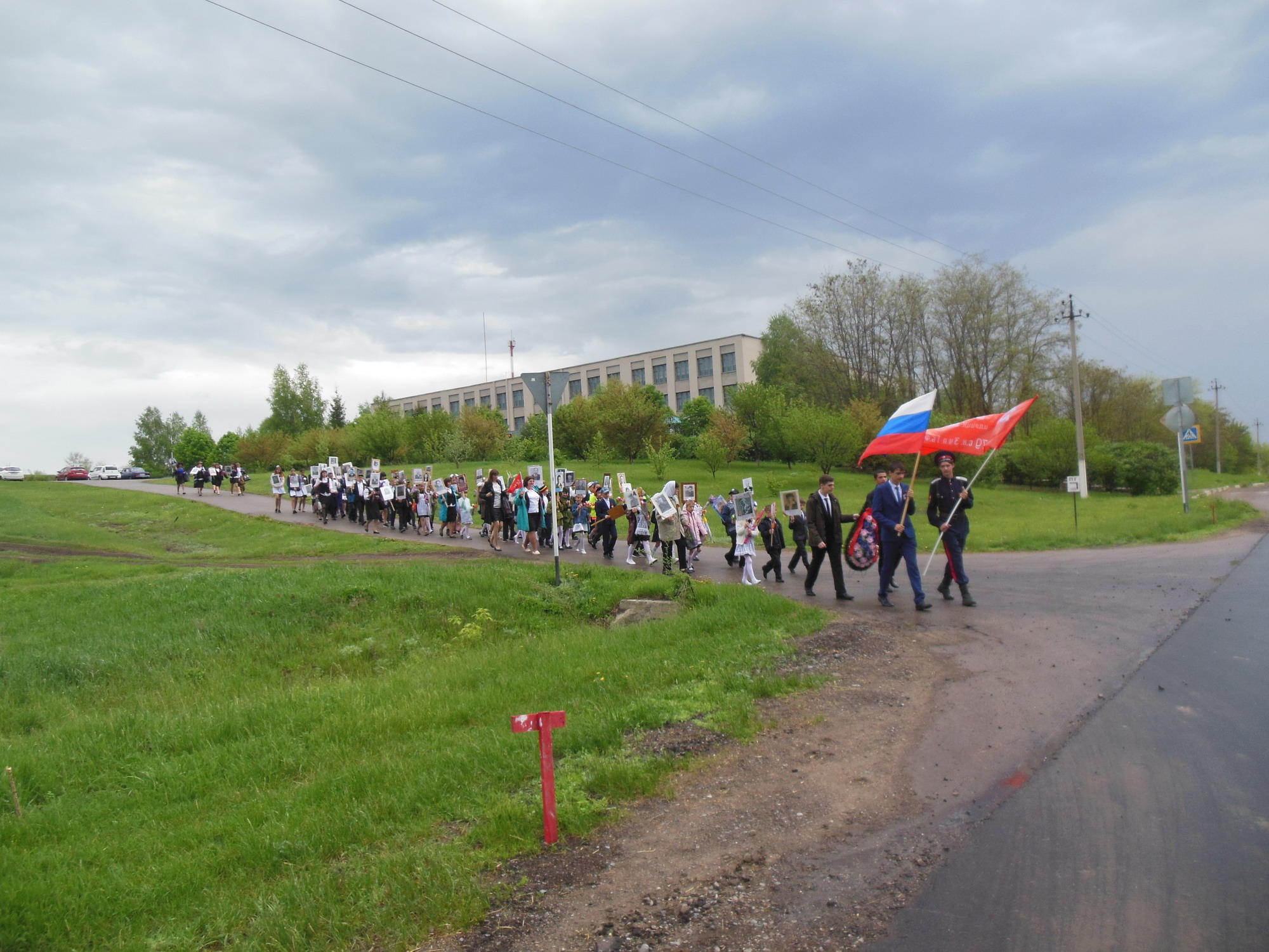 Погода ясеновский. Пгт Ясеновский. Пгт Ясеновский Луганская область. Ясеновский фото.